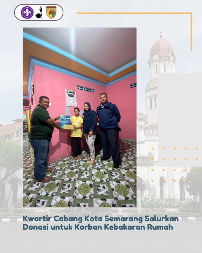 Kwartir Cabang Kota Semarang Salurkan Donasi untuk Korban Kebakaran Rumah
